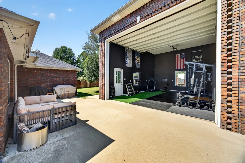 1028 Hendricks Ct Clarksville, TN 37040