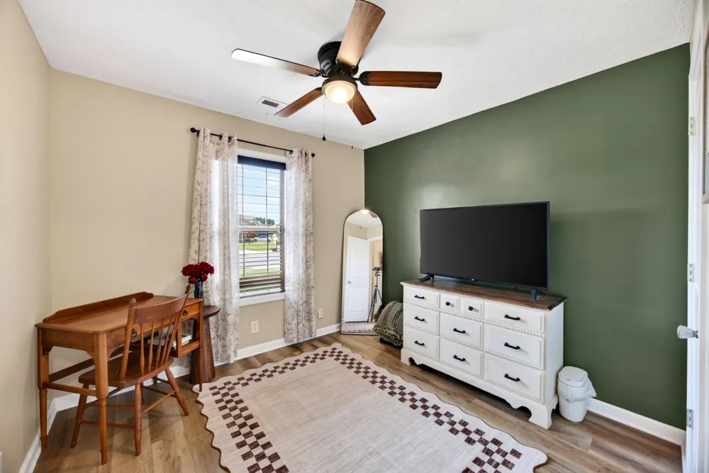 1028 Hendricks Ct Clarksville, TN 37040