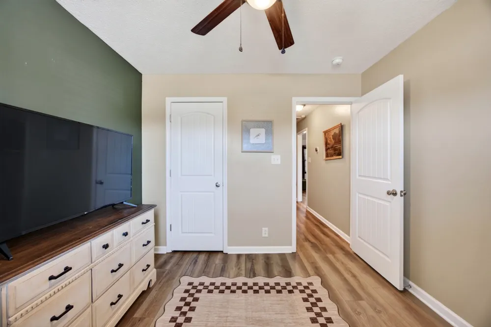 1028 Hendricks Ct Clarksville, TN 37040