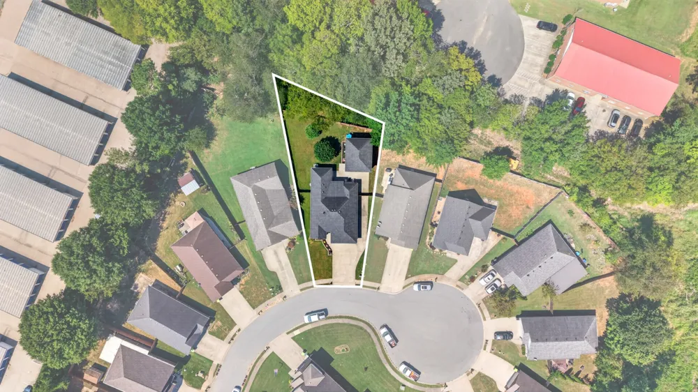 1028 Hendricks Ct Clarksville, TN 37040