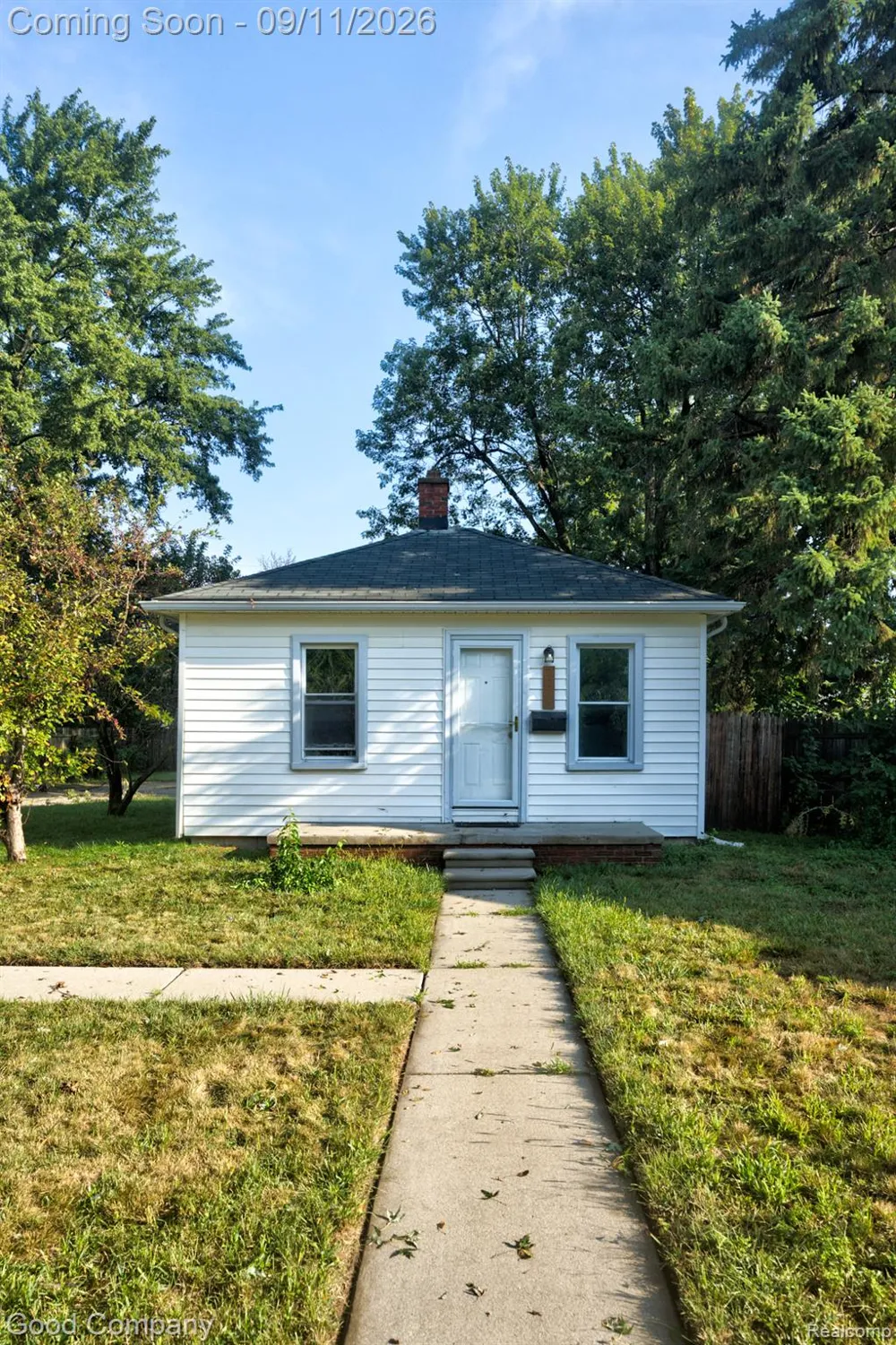 7239 Stephens Road Center Line City, MI 48015
