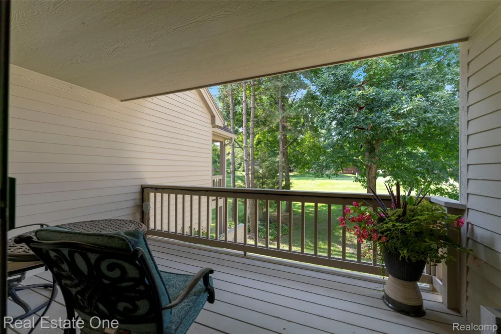 4884 Pine Eagles Court Genoa Township, MI 48116