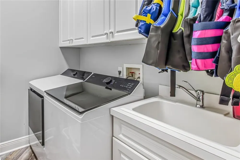 150 Peach Court Marco Island, FL 34145