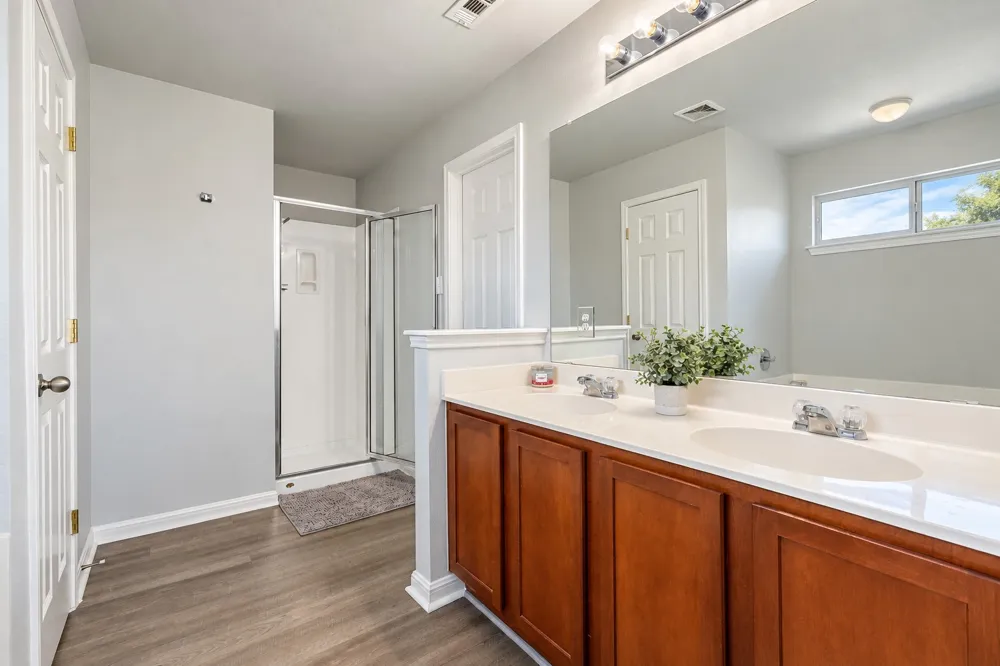 201 Middle Creek Buda, TX 78610