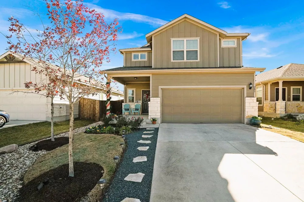 205 La Dera Drive Liberty Hill, TX 78642