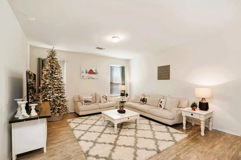 205 La Dera Drive Liberty Hill, TX 78642