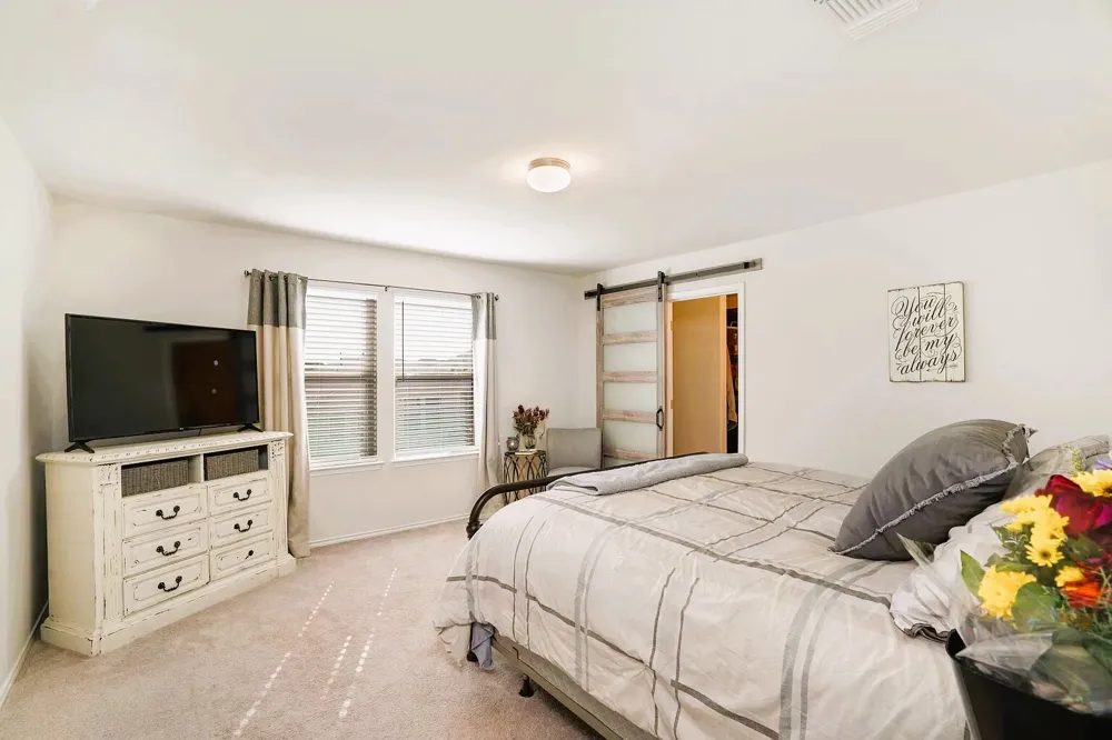 205 La Dera Drive Liberty Hill, TX 78642
