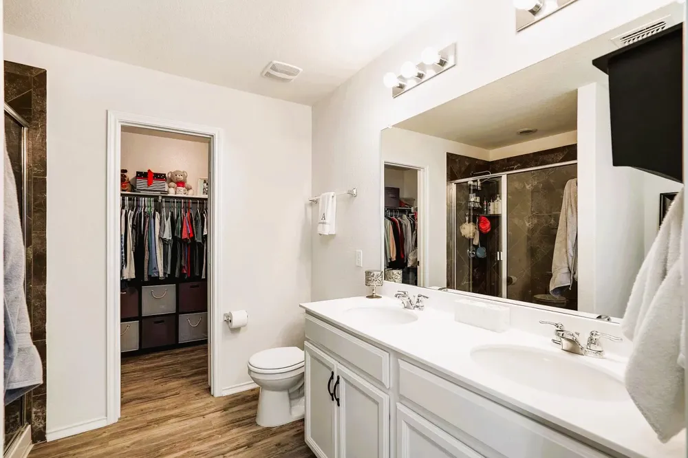 205 La Dera Drive Liberty Hill, TX 78642