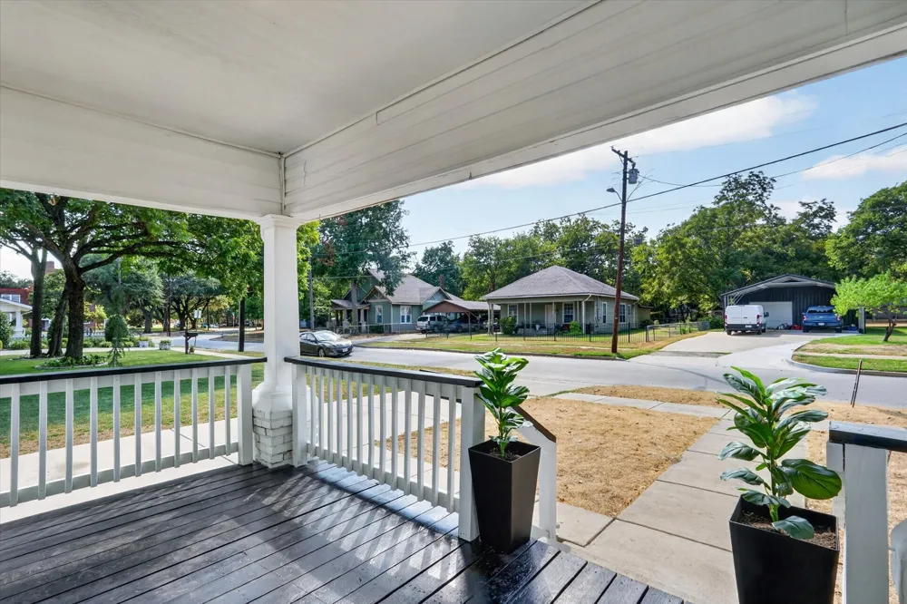 906 Catherine Street Terrell, TX 75160