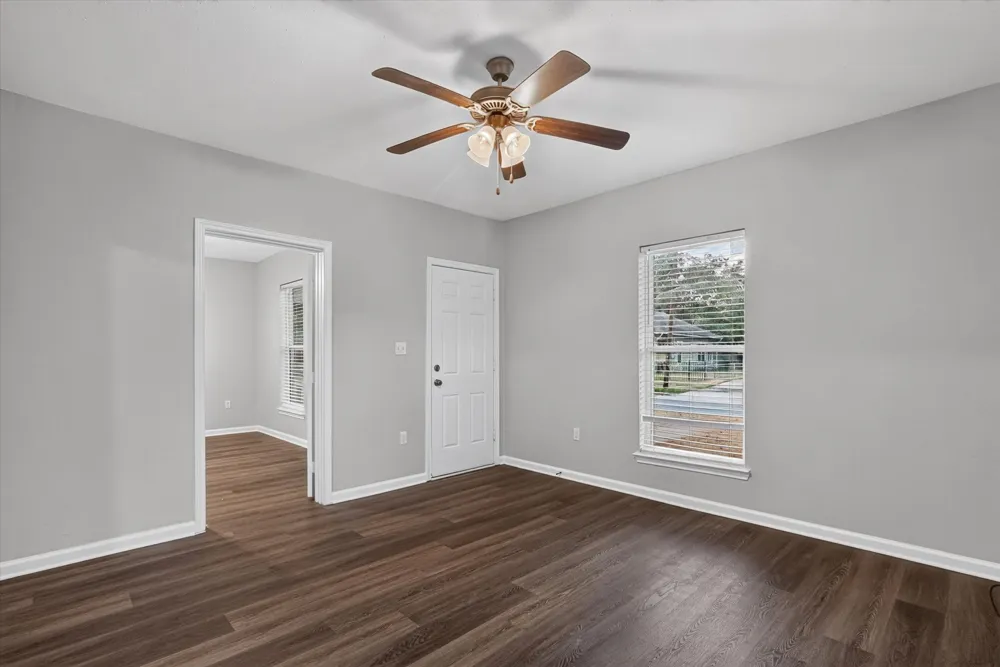 906 Catherine Street Terrell, TX 75160