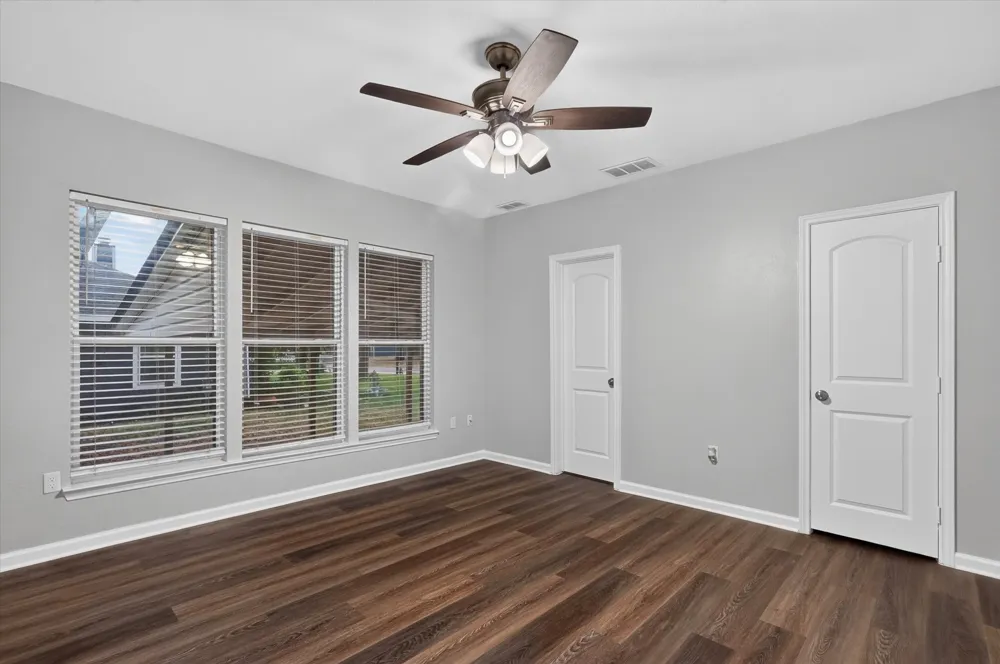 906 Catherine Street Terrell, TX 75160
