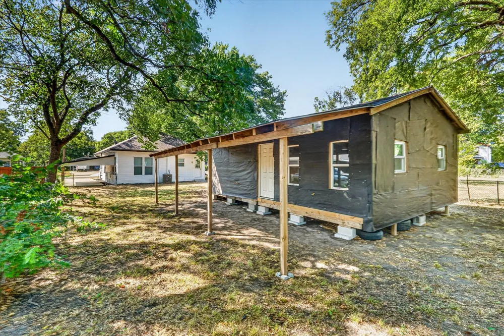 906 Catherine Street Terrell, TX 75160