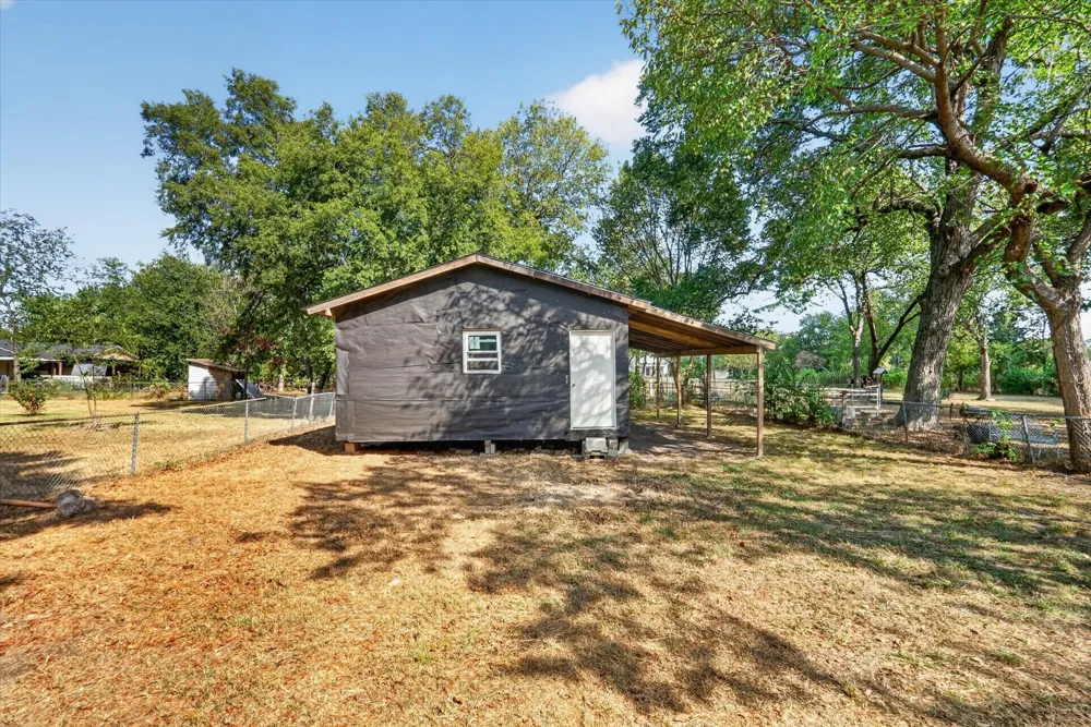 906 Catherine Street Terrell, TX 75160
