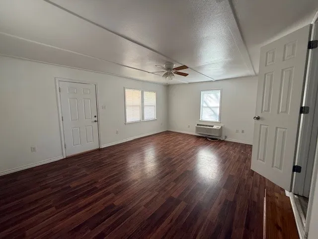 1841 Oak Street Abilene, TX 79602