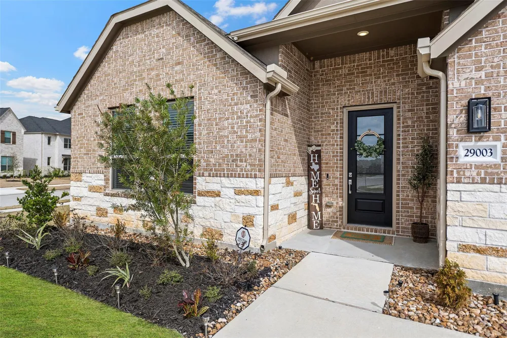 29003 Spicewood Valley Drive New Caney, TX 77357