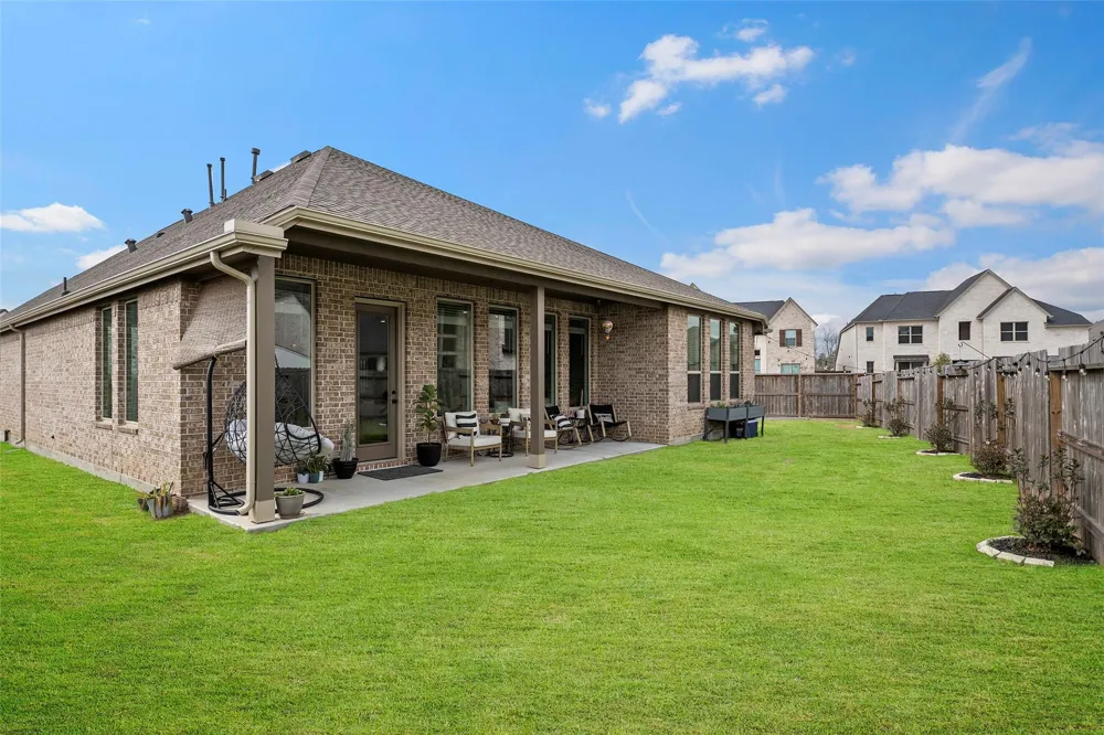 29003 Spicewood Valley Drive New Caney, TX 77357