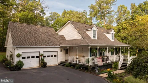 984 ASPEN DRIVE