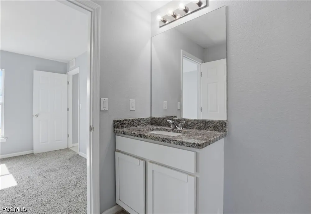 NE 1st Avenue Cape Coral, FL 33909