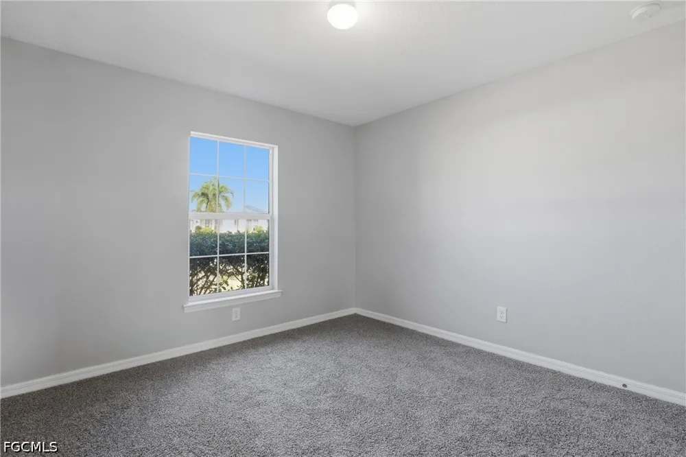 NE 1st Avenue Cape Coral, FL 33909