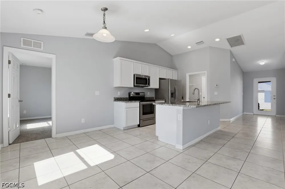 NE 1st Avenue Cape Coral, FL 33909