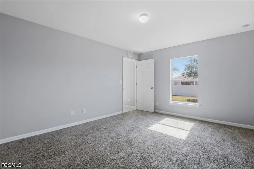 NE 1st Avenue Cape Coral, FL 33909