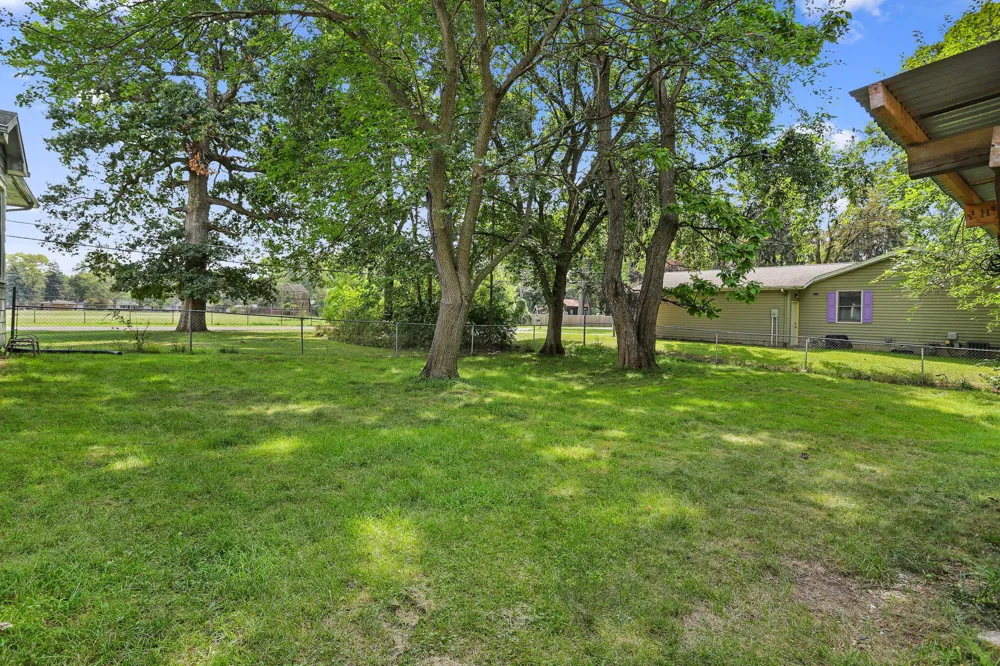 1982 Fairplain Avenue Benton Harbor, MI 49022