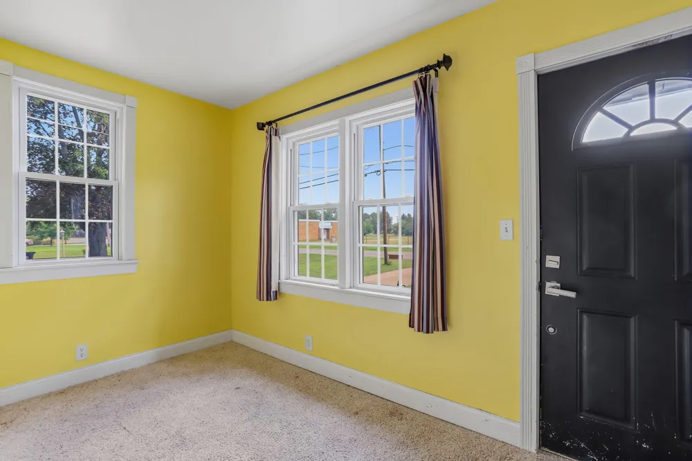 1982 Fairplain Avenue Benton Harbor, MI 49022