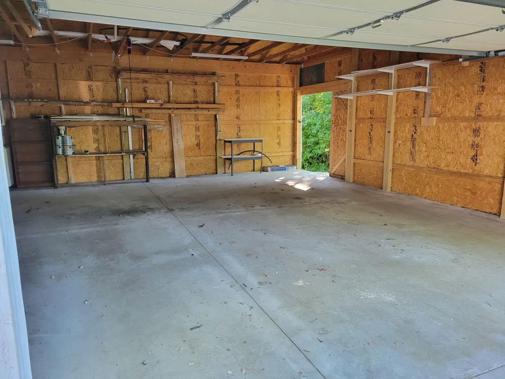 1982 Fairplain Avenue Benton Harbor, MI 49022