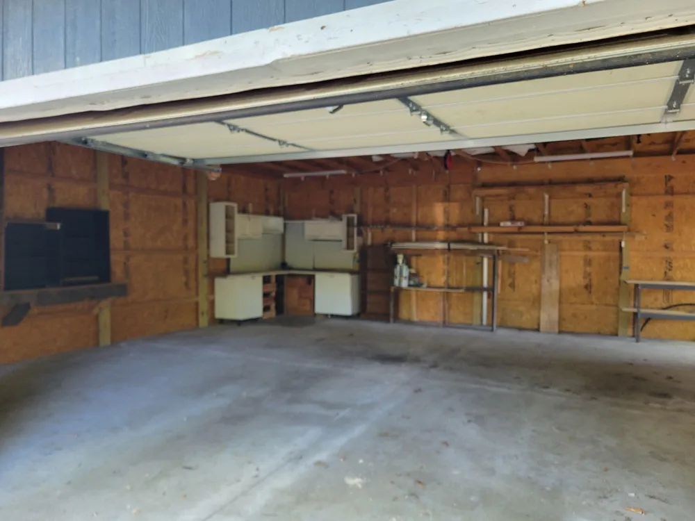 1982 Fairplain Avenue Benton Harbor, MI 49022