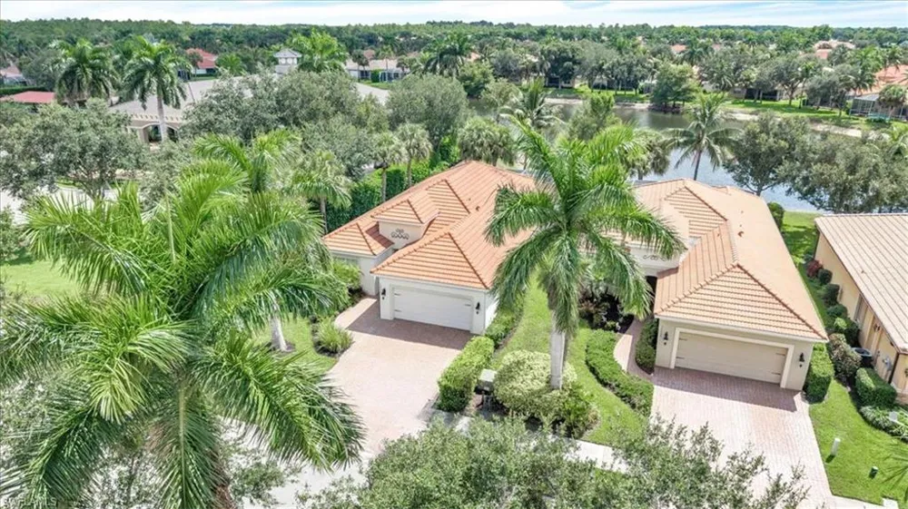14024 Mirror Drive Naples, FL 34114