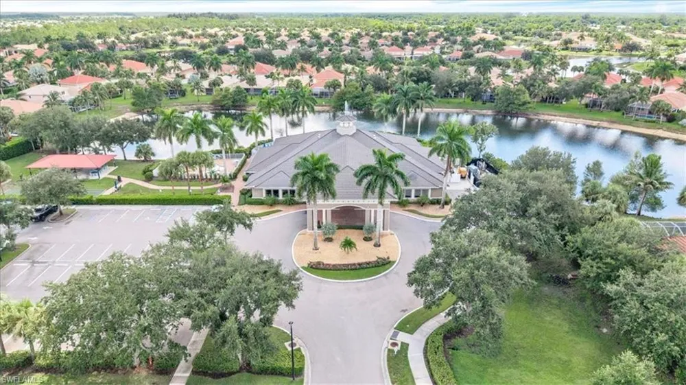 14024 Mirror Drive Naples, FL 34114