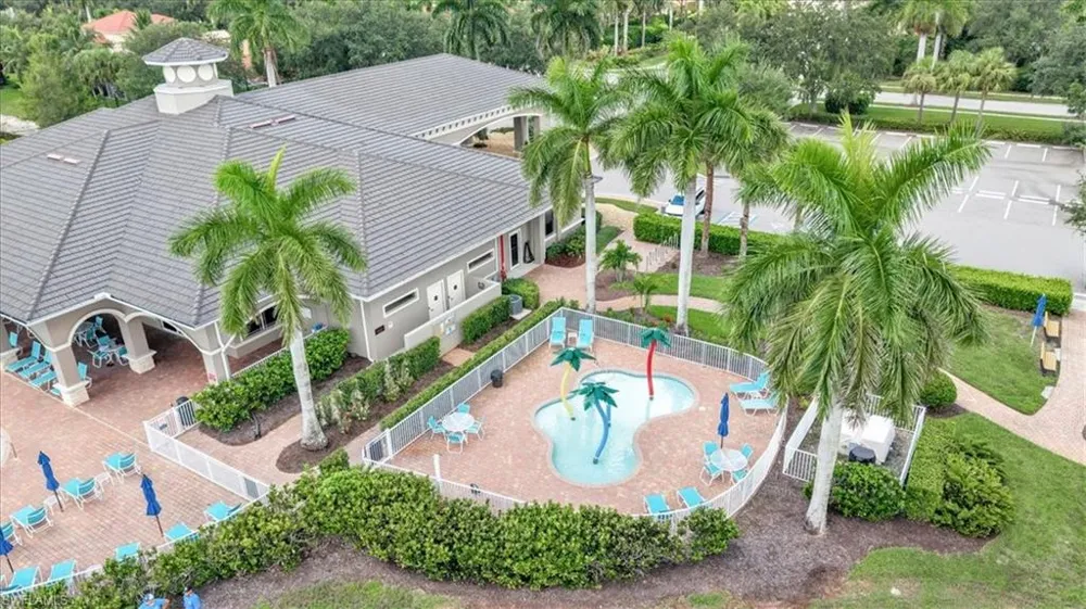 14024 Mirror Drive Naples, FL 34114