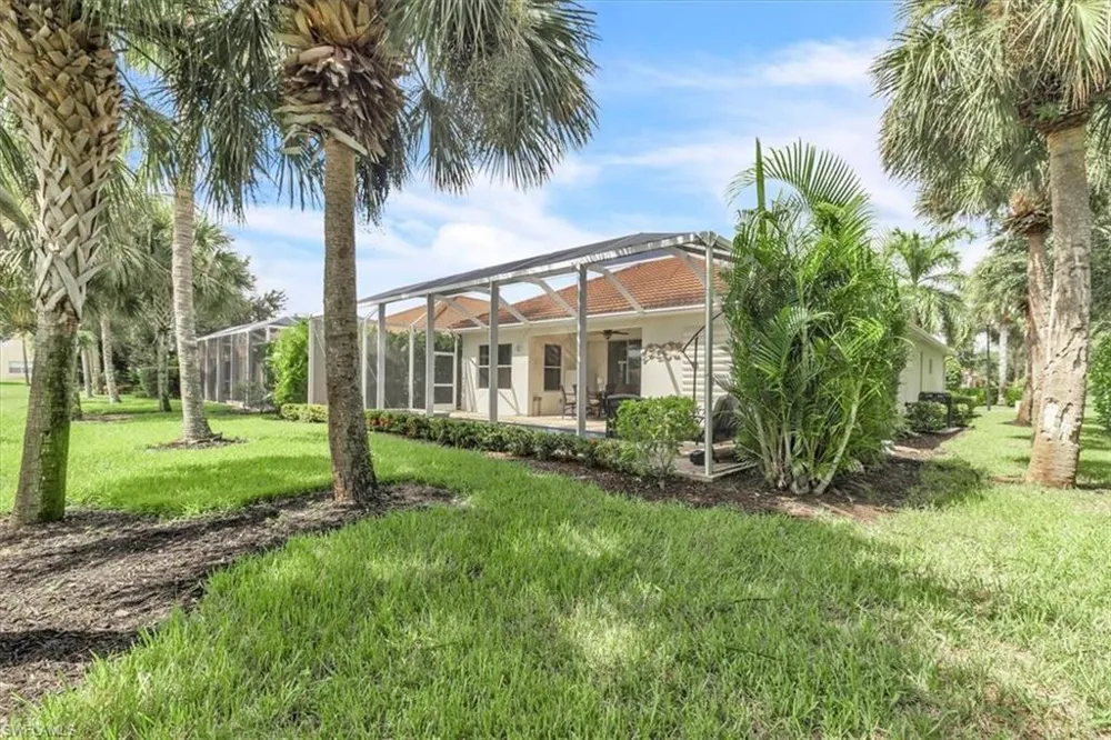 14024 Mirror Drive Naples, FL 34114