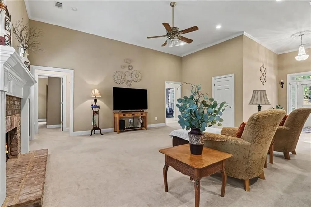 5453 Copper Creek Road Flowery Branch, GA 30542