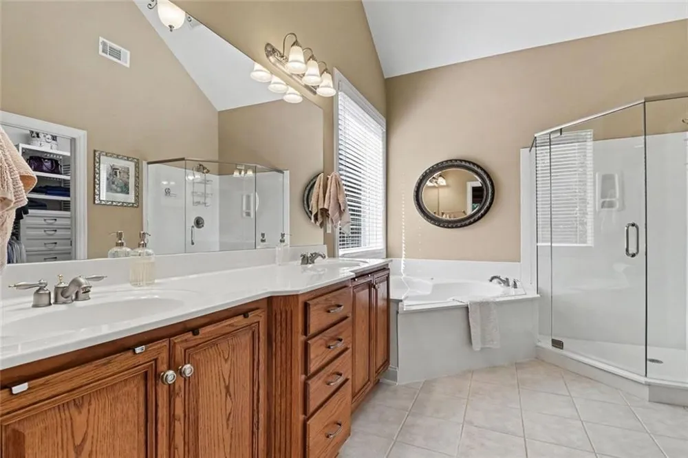 5453 Copper Creek Road Flowery Branch, GA 30542