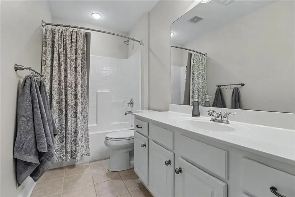 5453 Copper Creek Road Flowery Branch, GA 30542
