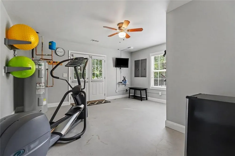 5453 Copper Creek Road Flowery Branch, GA 30542
