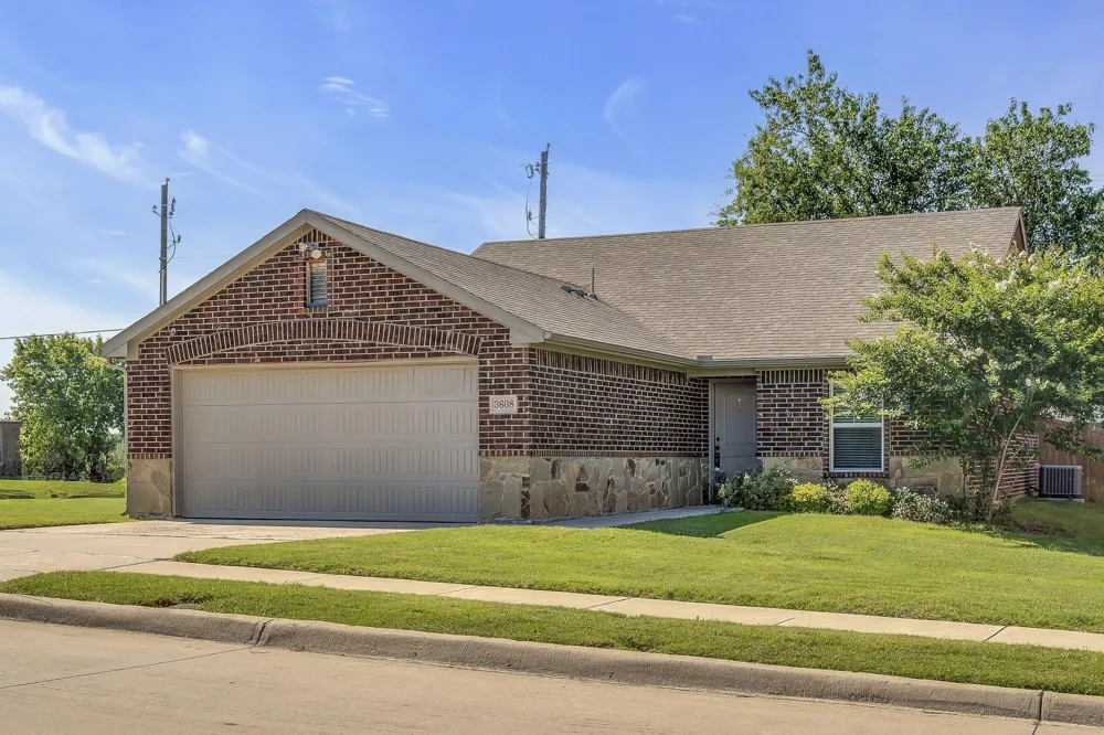 3608 Brookstone Drive Sherman, TX 75092