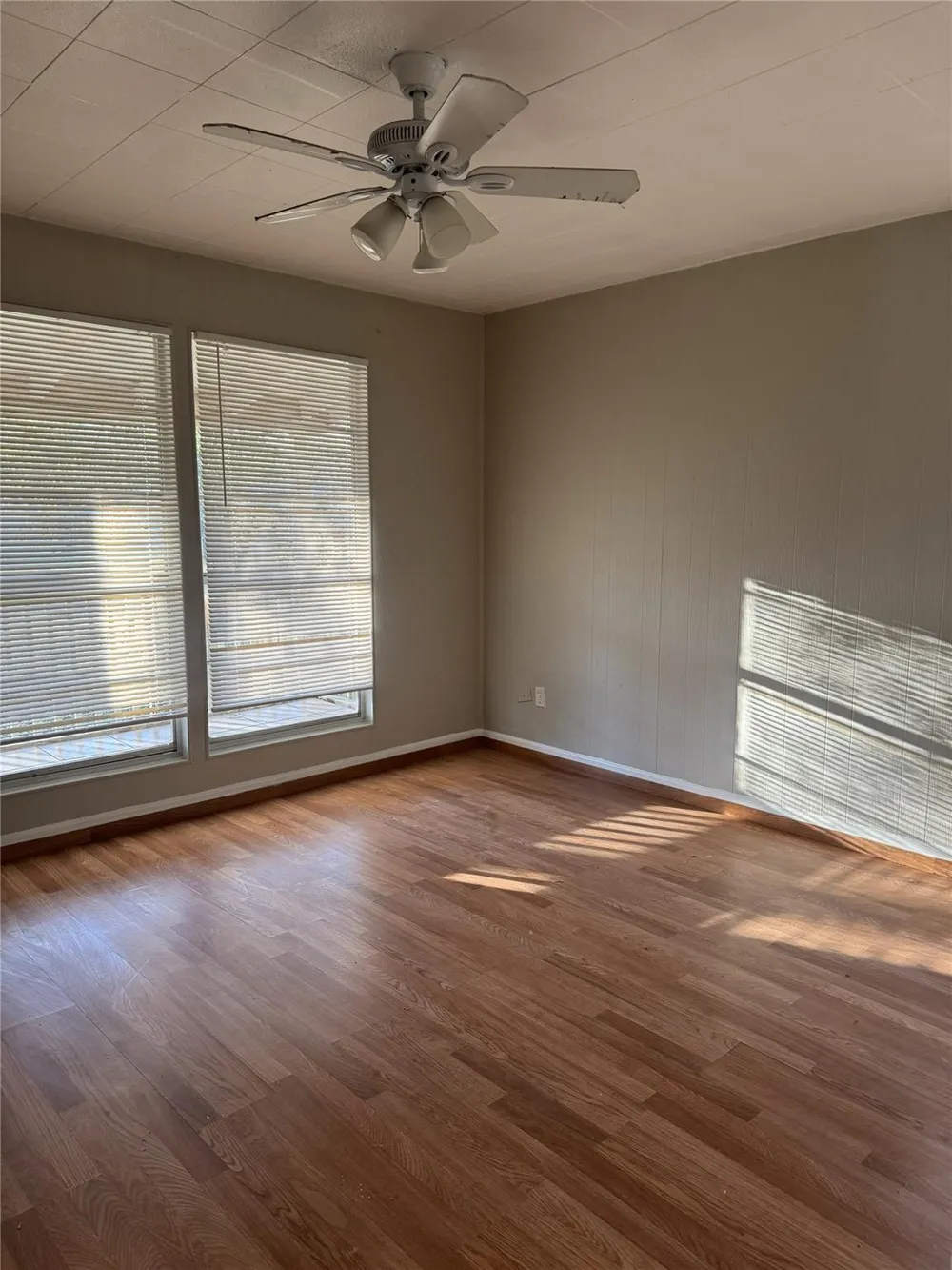 705 Smokey River Bend Conroe, TX 77316
