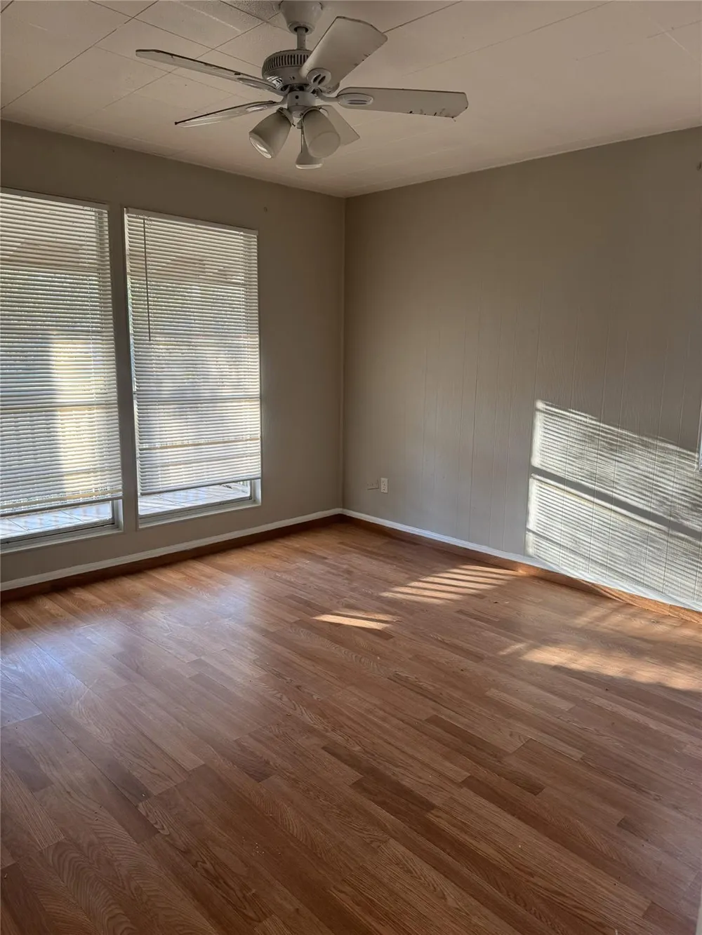 705 Smokey River Bend Conroe, TX 77316