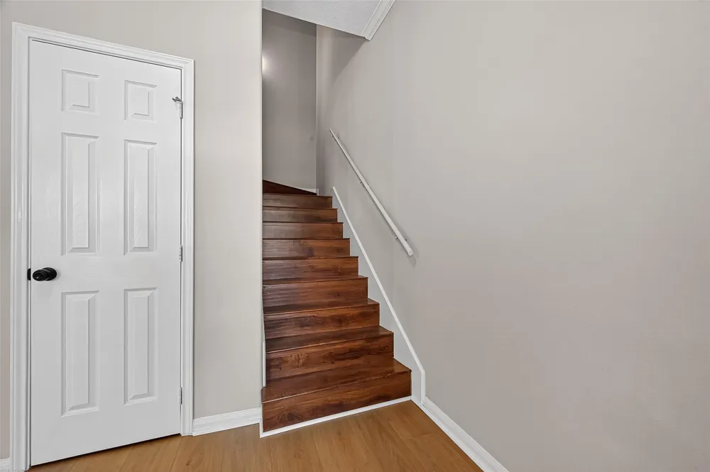 2710 Grants Lake Boulevard #L8 Sugar Land, TX 77479