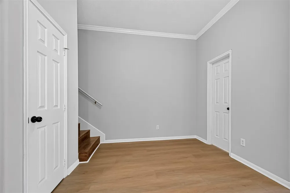2710 Grants Lake Boulevard #L8 Sugar Land, TX 77479