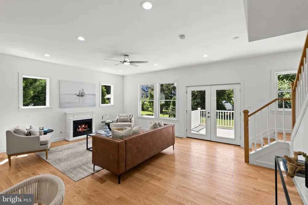 400 JEFFERSON STREET Annapolis, MD 21403