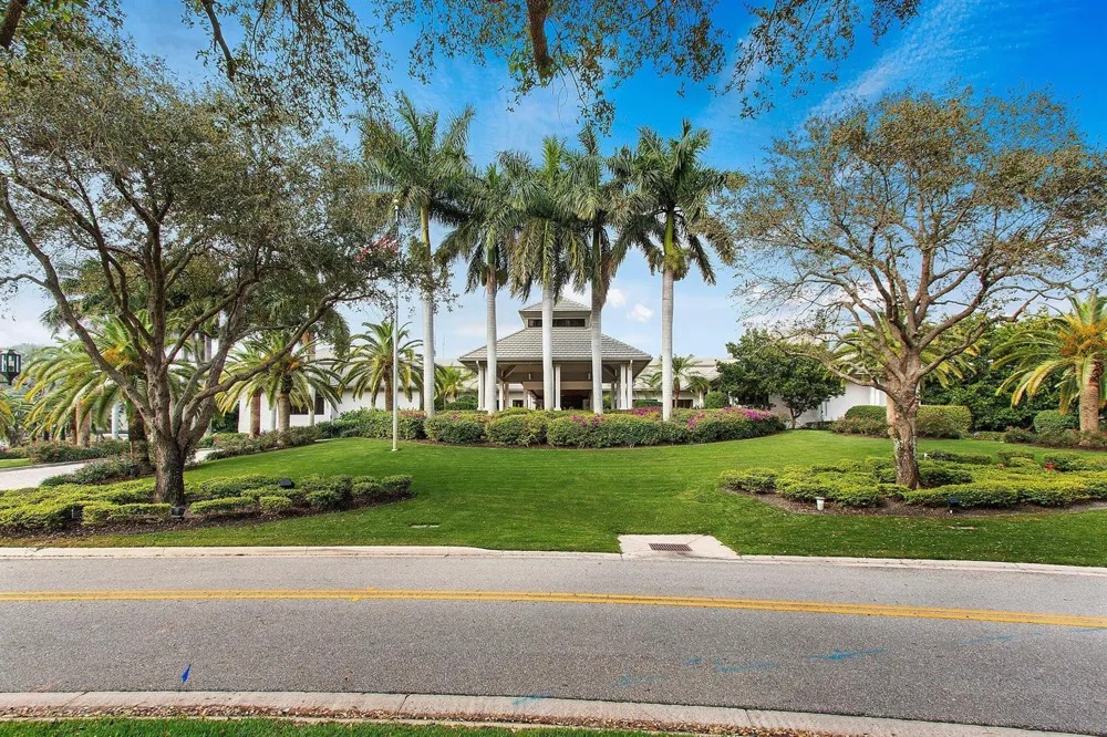 21359 HARROW COURT Boca Raton, FL 33433