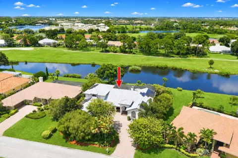 1157 SW Mirror Lake Cove