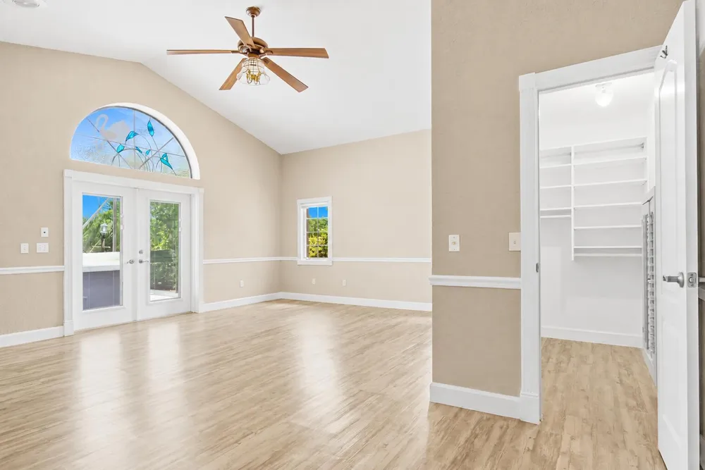 1157 SW Mirror Lake Cove Port St. Lucie, FL 34986