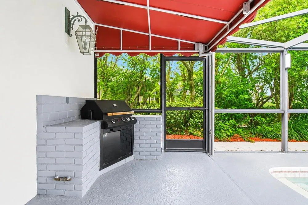 1157 SW Mirror Lake Cove Port St. Lucie, FL 34986