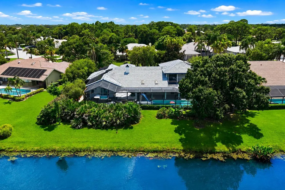 1157 SW Mirror Lake Cove Port St. Lucie, FL 34986
