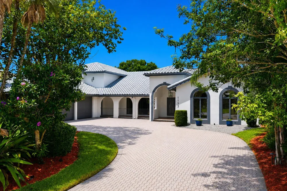 1157 SW Mirror Lake Cove Port St. Lucie, FL 34986