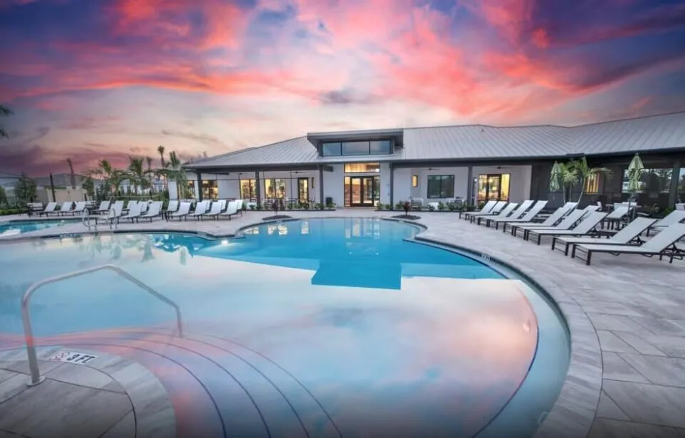 4670 SW CORNERSTONE WAY #236 Scarlett Stuart, FL 34997